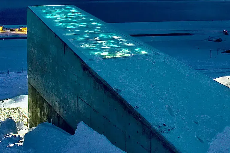 Saatguttresor Spitzbergen im Eis, Bild von oben